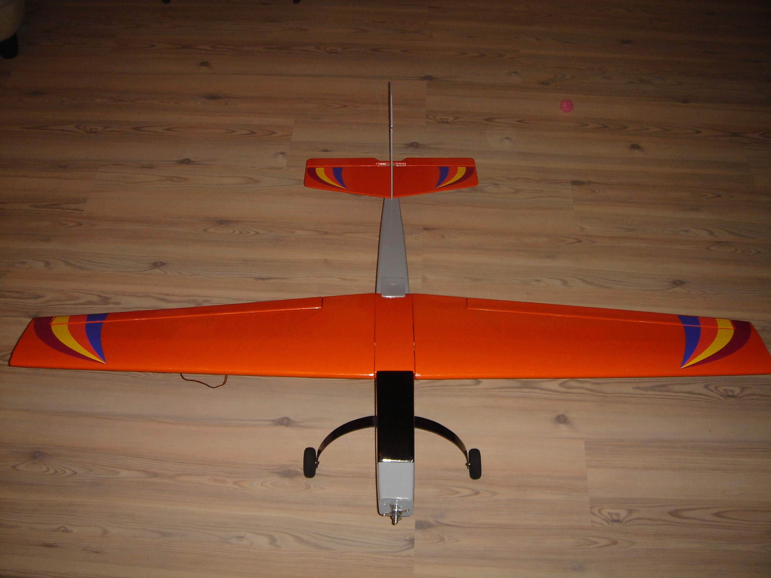 Balsa-Flieger 144.jpg