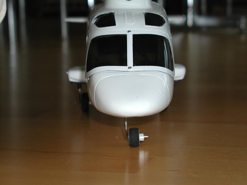 Frontansicht mit Frontscheibenverschraubung