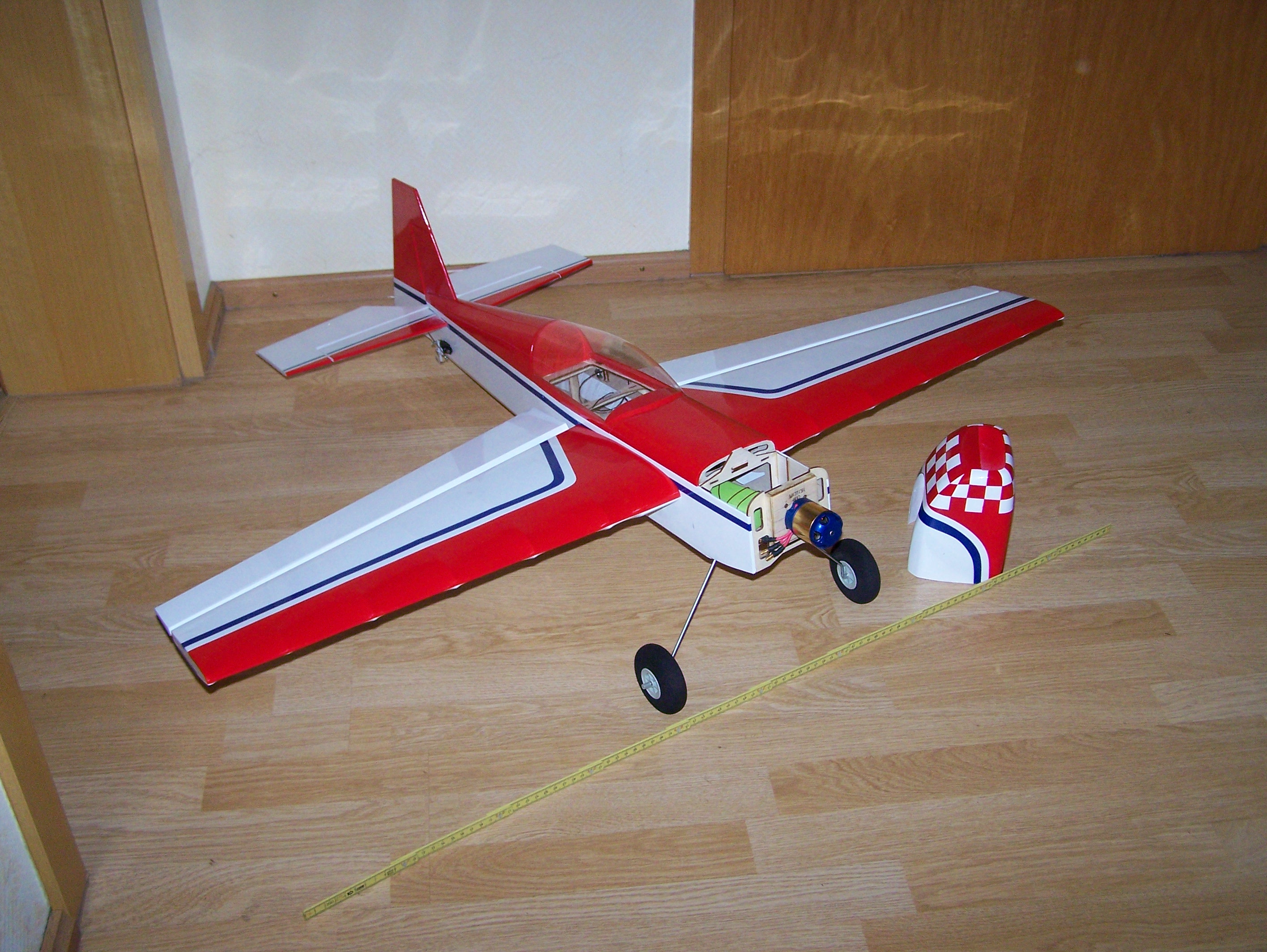 Extra 300S (1090mm Spannweite)