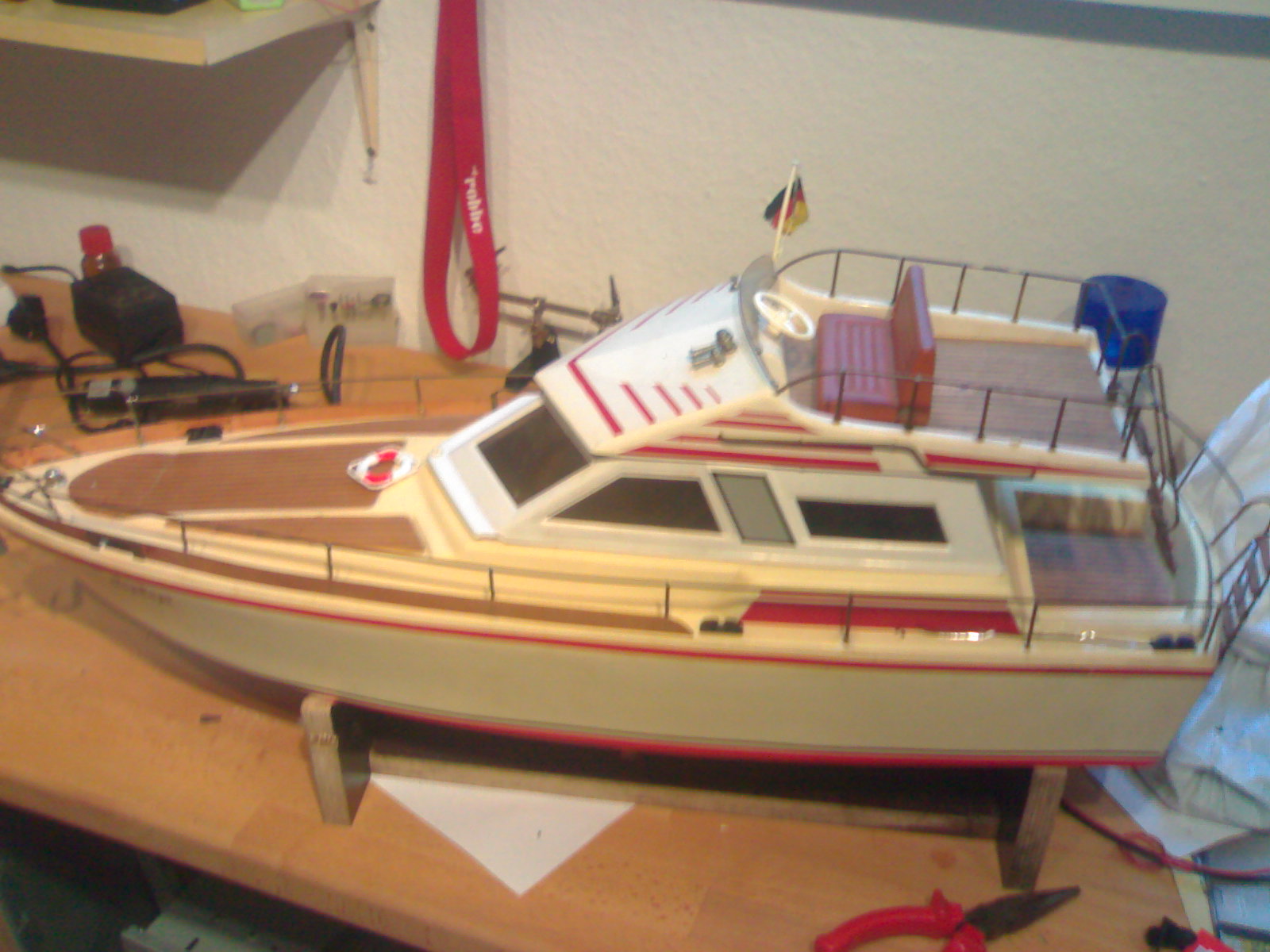 Rettungsring und &quot;Flagge&quot; sind jetzt auch da!