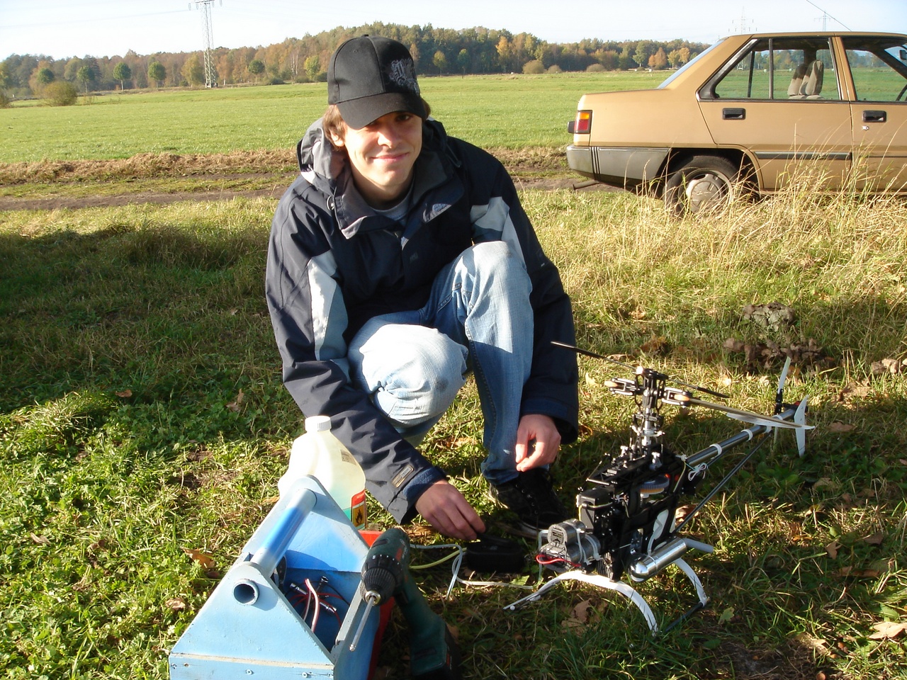 Ein stolzer &quot;Neu&quot;rappi besitzer beim betanken..