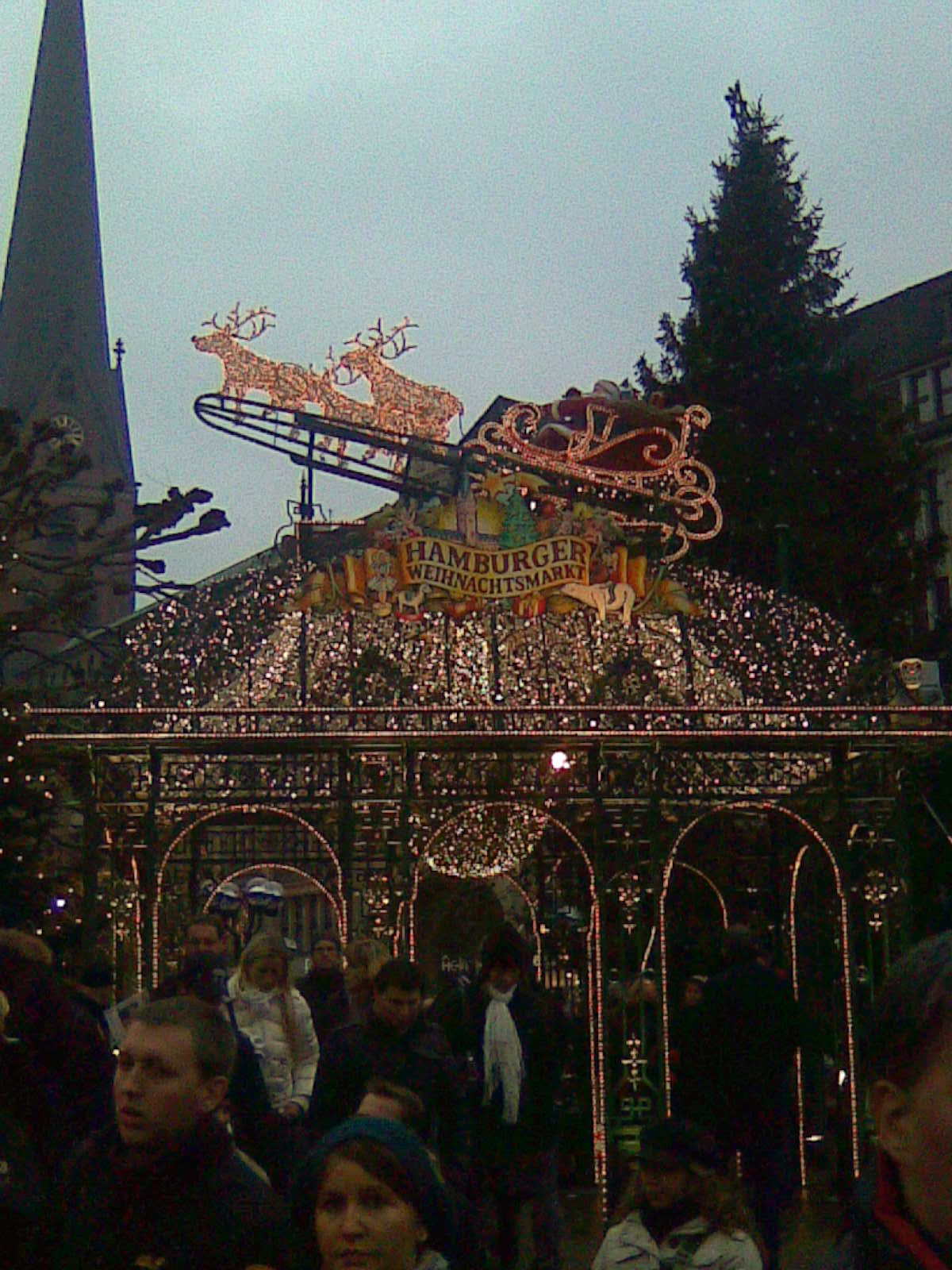 hach ist das schön auf'm Rathausmarkt