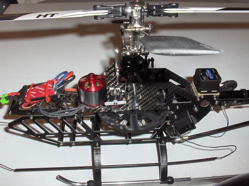 Das Chassis mit Elektronik
