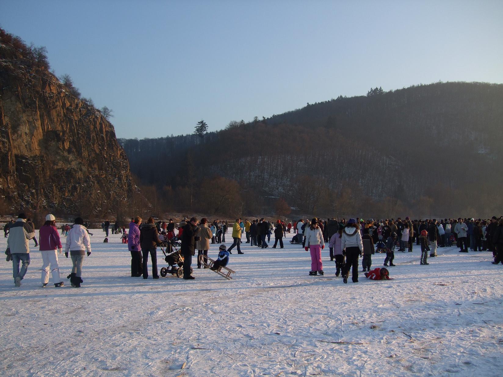 gluehwein.jpg