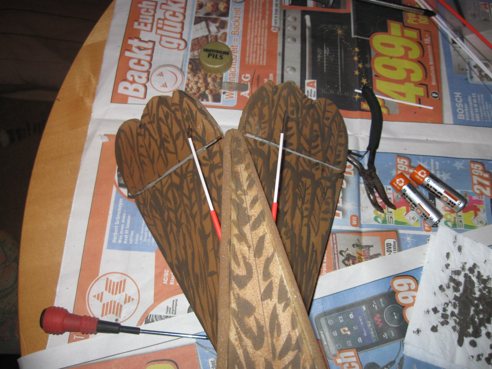 sieht auf diesem Bild wegen der Perspektive so aus als wären die &quot;Knicke&quot; an völlig unpassender Stelle..... das TÄUSCHT!!