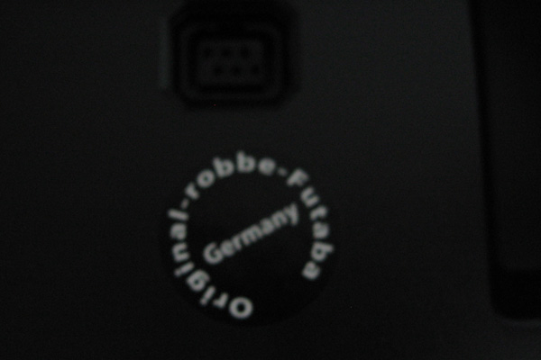 siegel auf der hinterseite des senders