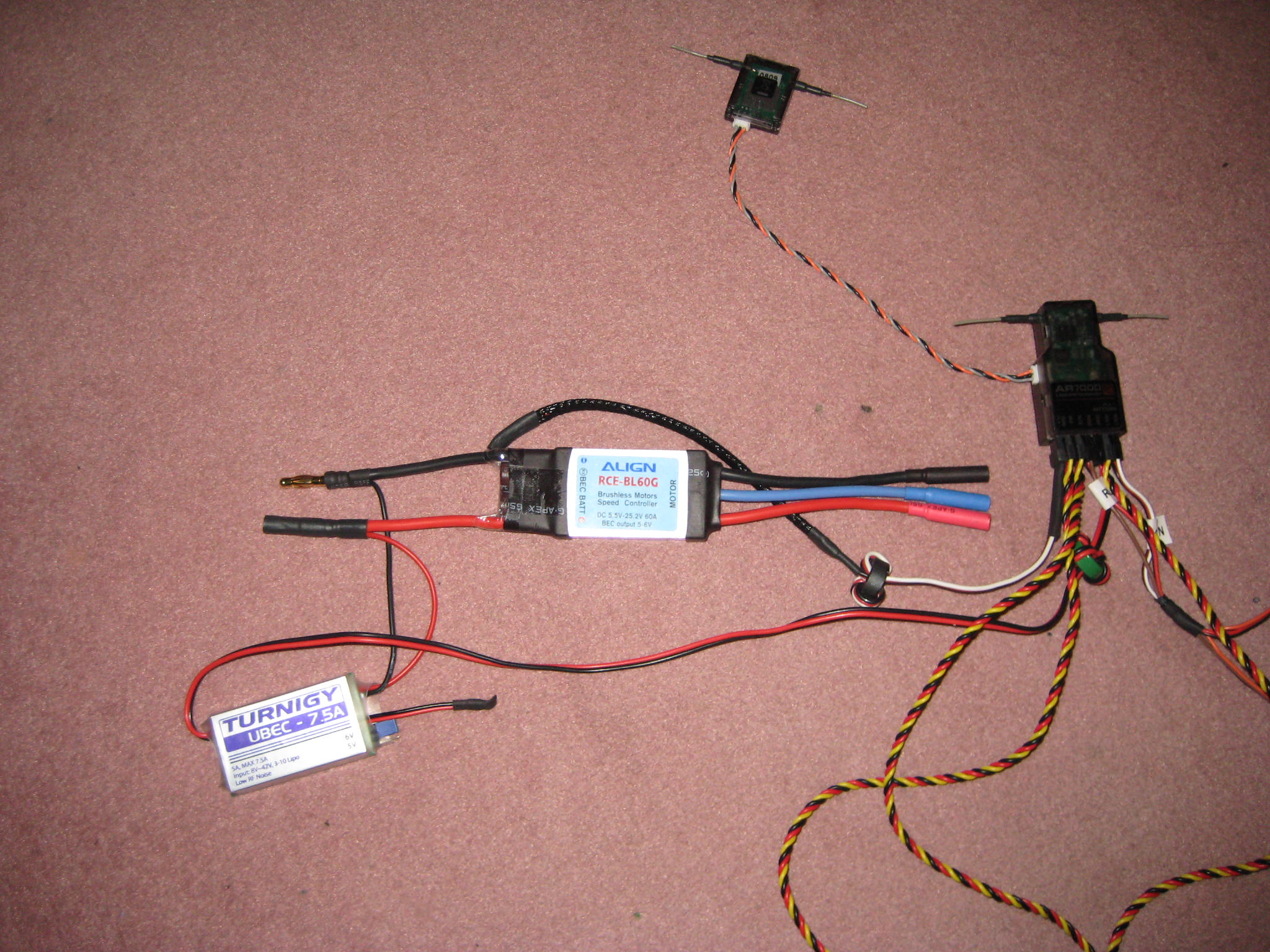 Align Regler (Opto gemacht) und Turnigy HV BEC auf 6V