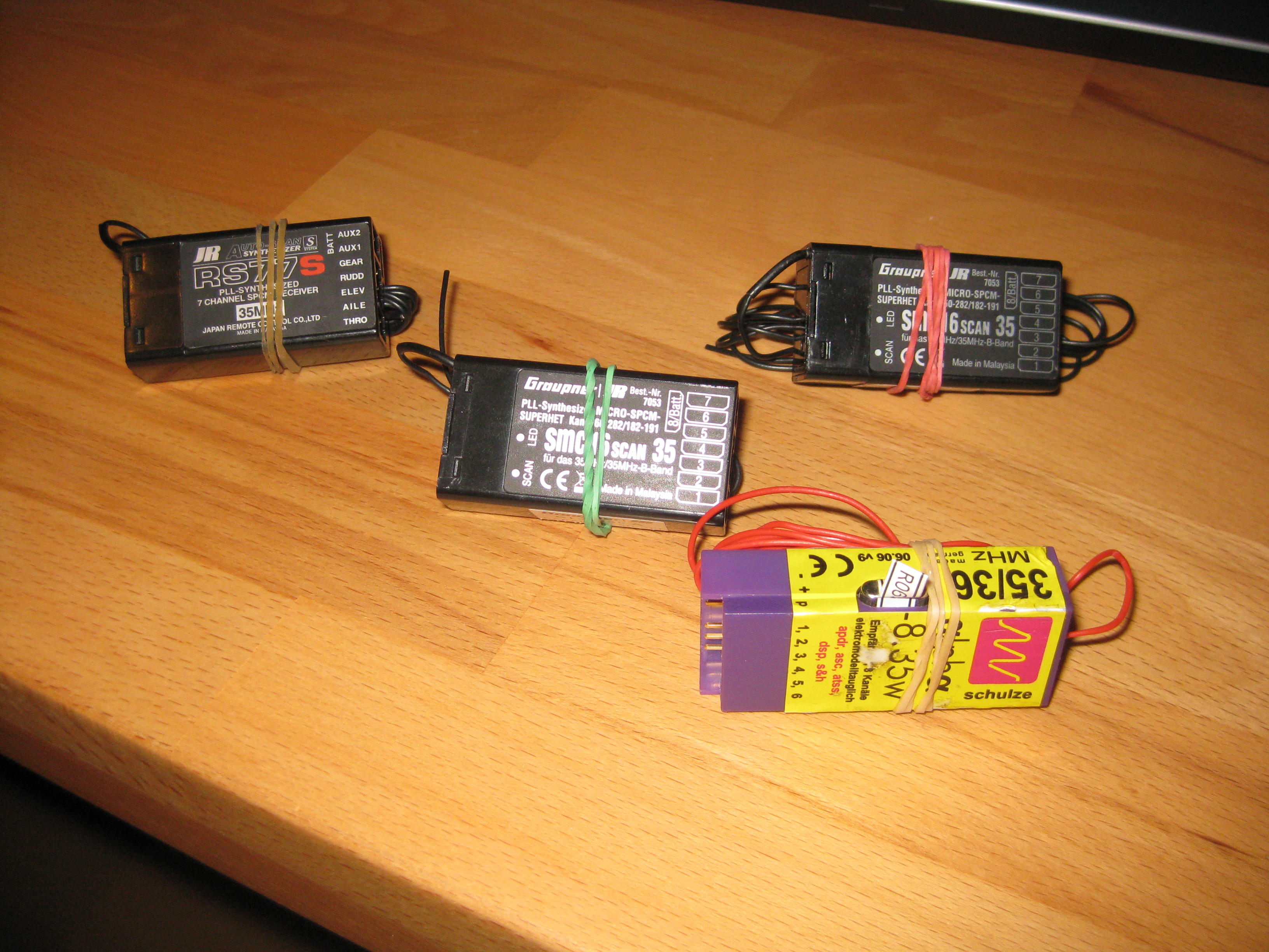 Empfänger SMC 16 Scan, Schulze 8.35w und JR