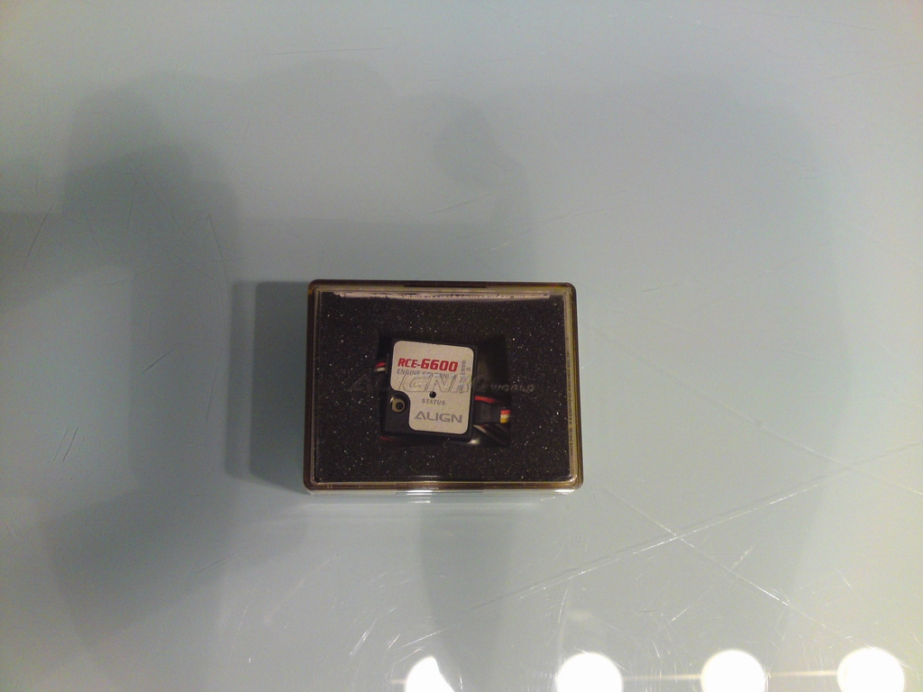 T-Rex 700_E-Teile_03.JPG