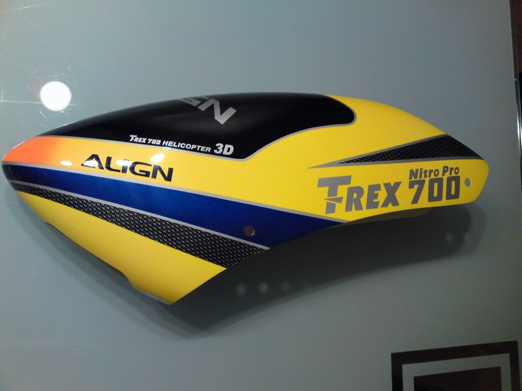 T-Rex 700_E-Teile_01.JPG