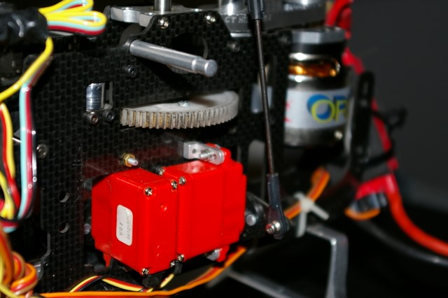 Heli Seite 1 mit Polo Digi 4 Servos