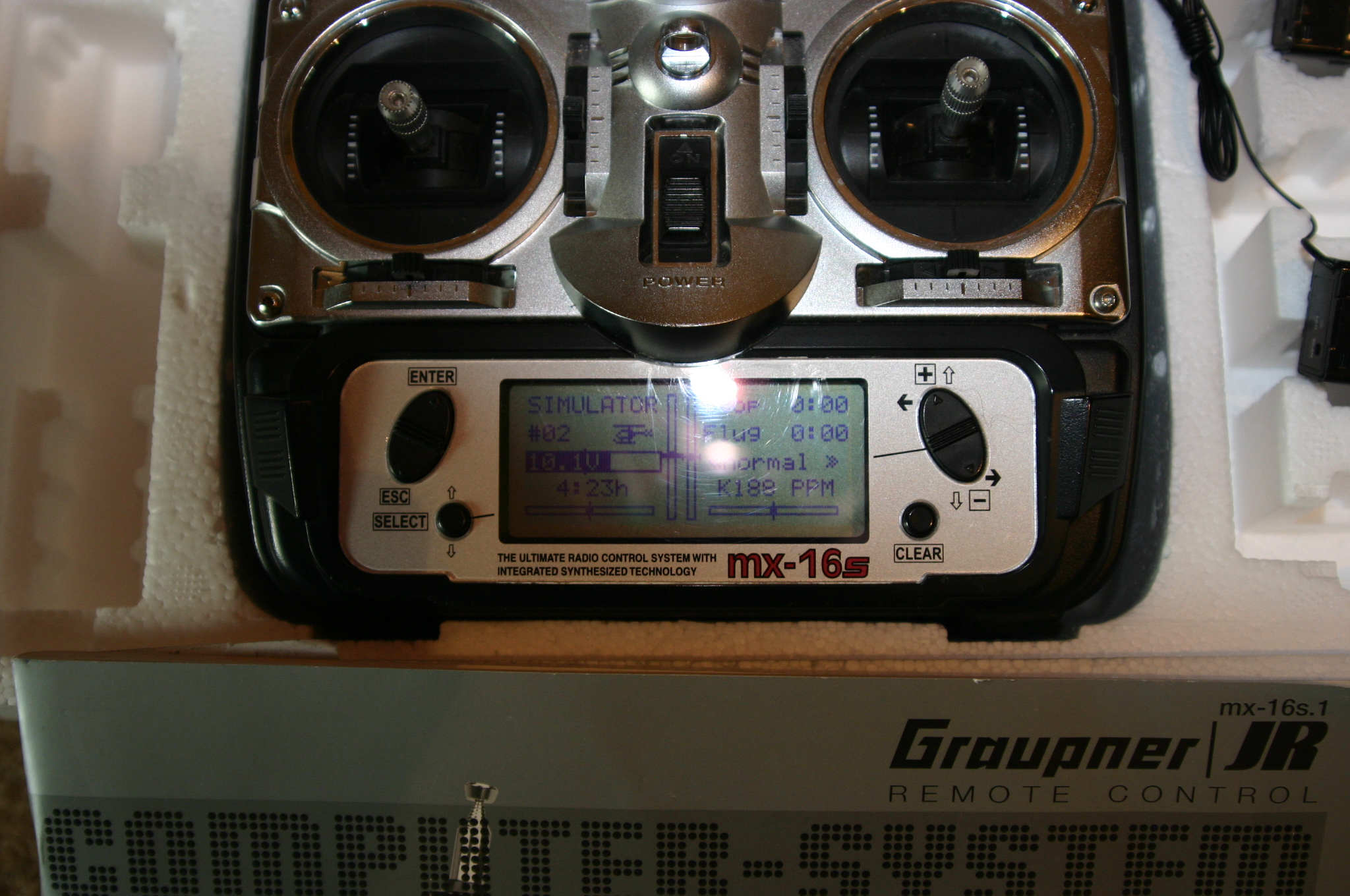 MX16