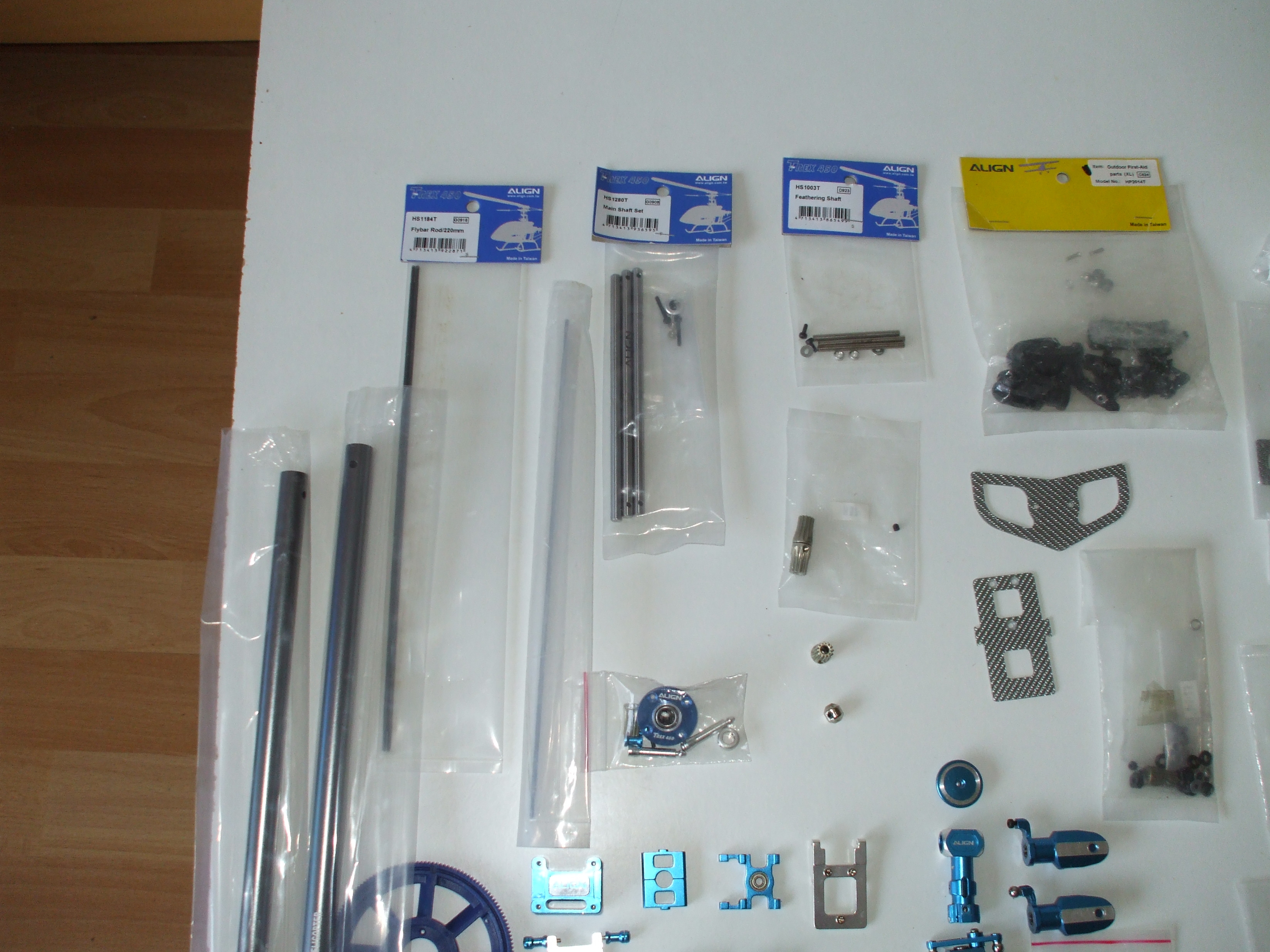 A_Trex450GF_SE_450_Parts_4.JPG