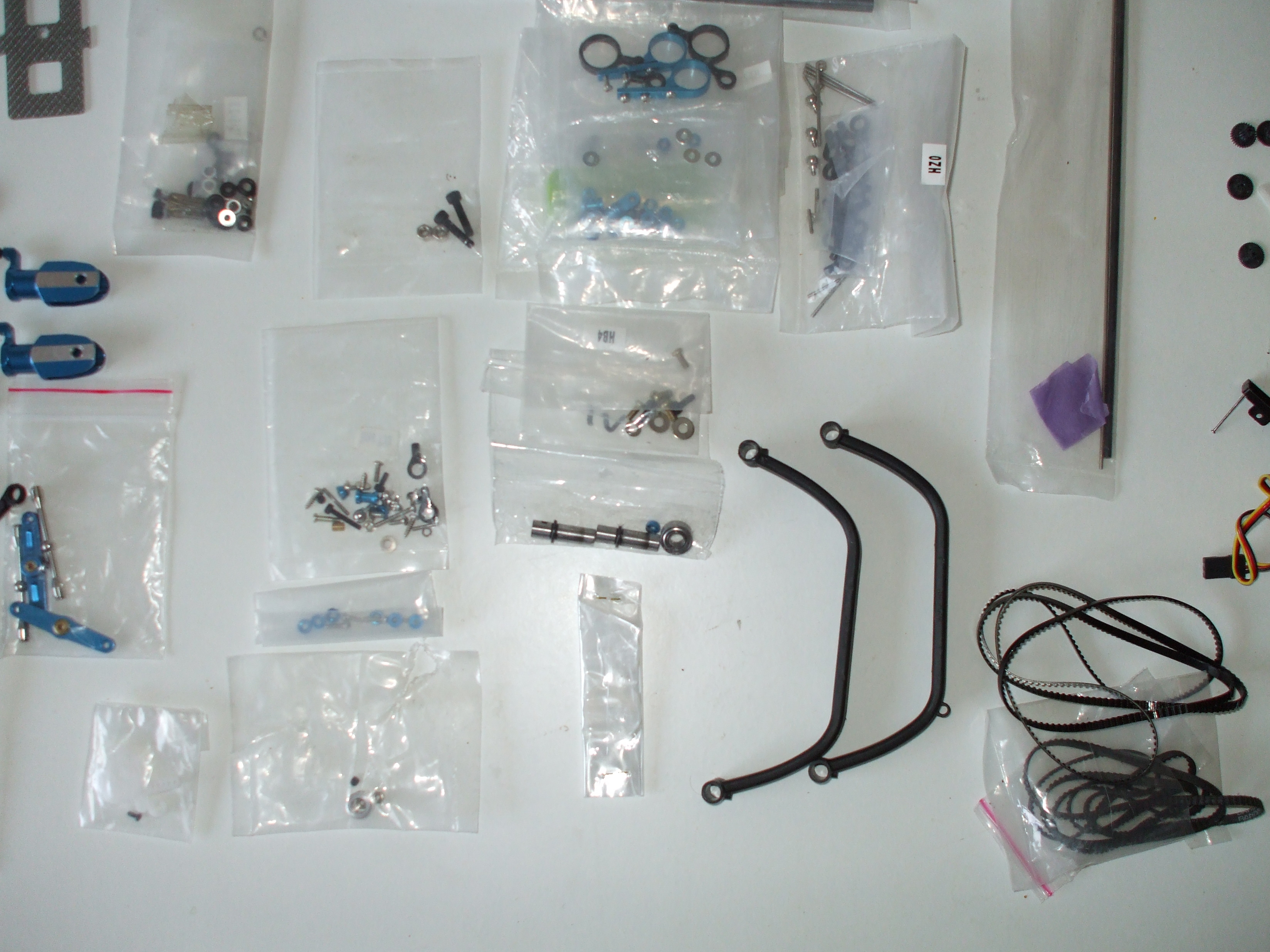 A_Trex450GF_SE_450_Parts_2.JPG