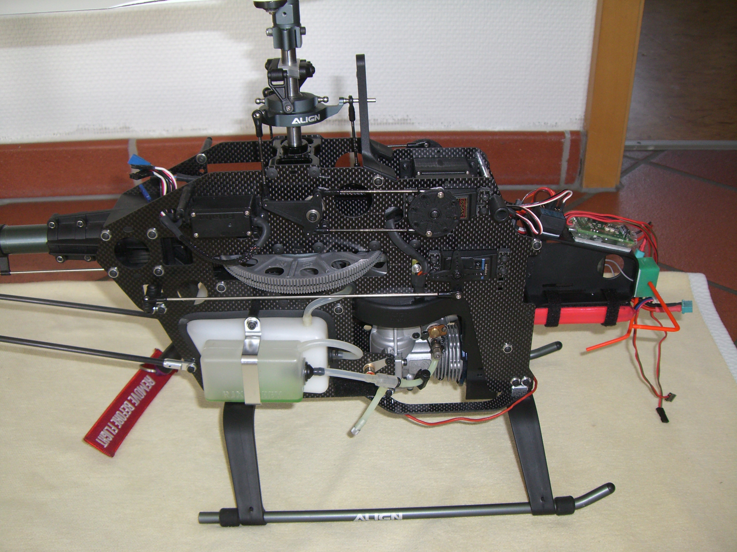 T-Rex 600 Nitro Pro Verkauf 036.jpg