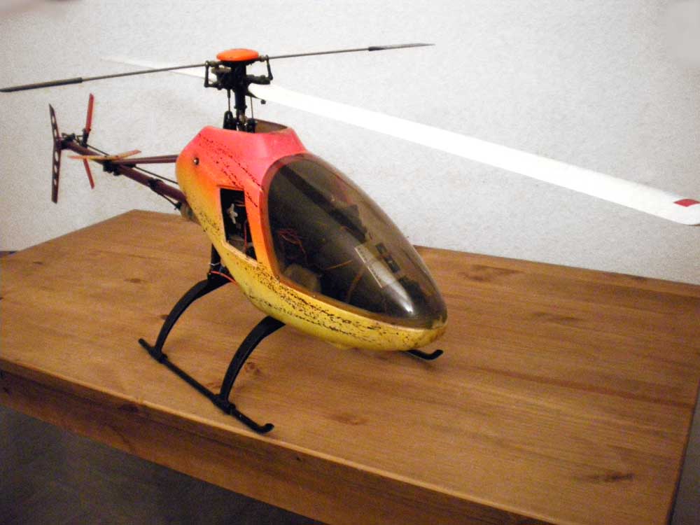 Uni 2000 schräg von vorn.jpg