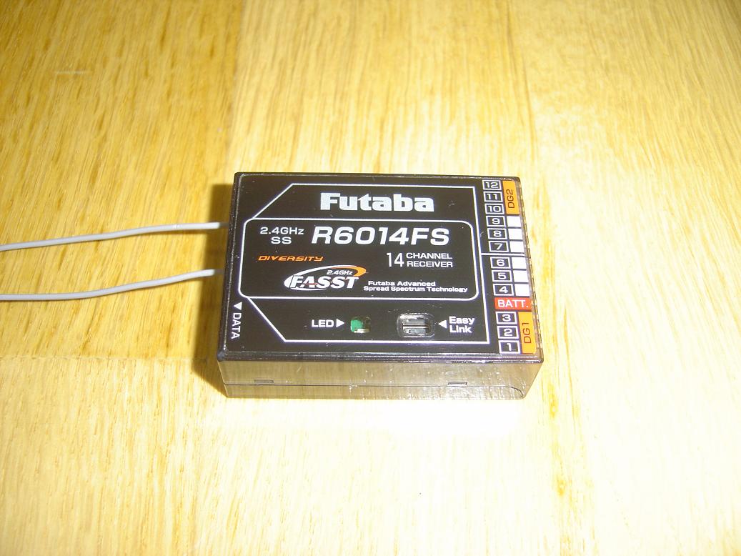 Robbe Futaba R6014 2.JPG