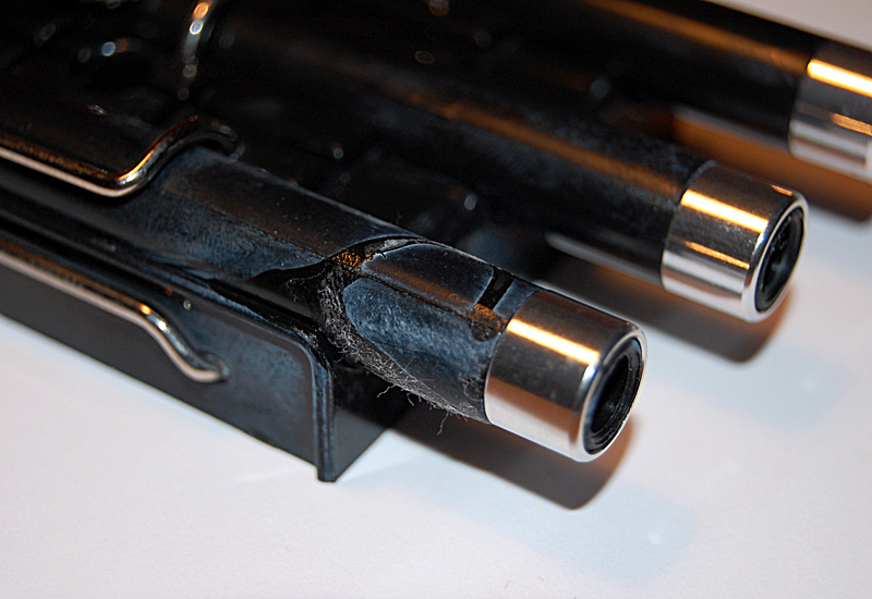 Da sieht es etwas seltsam aus, so als wäre Kerosin ausgelaufen.