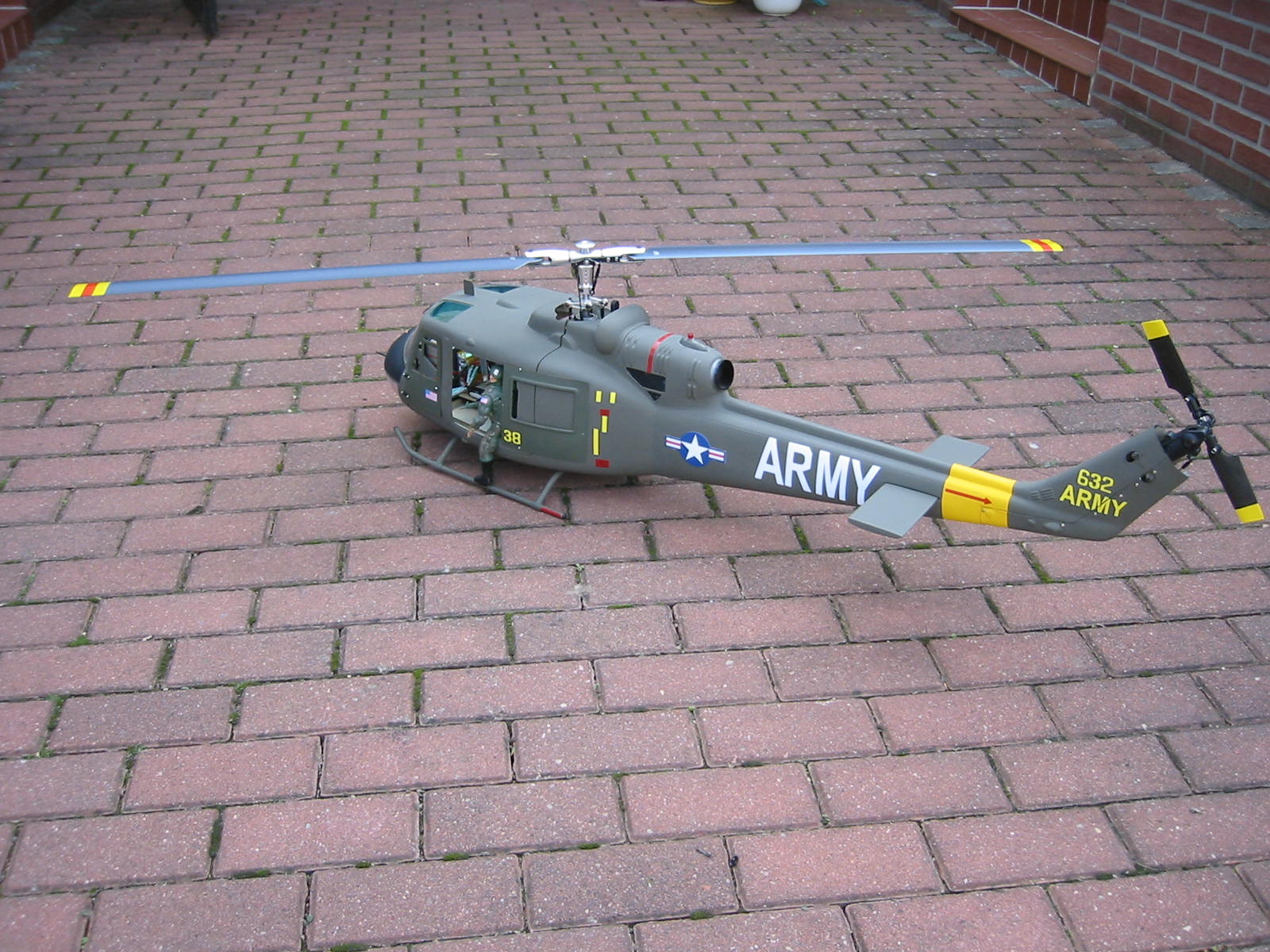 hubi 002.jpg