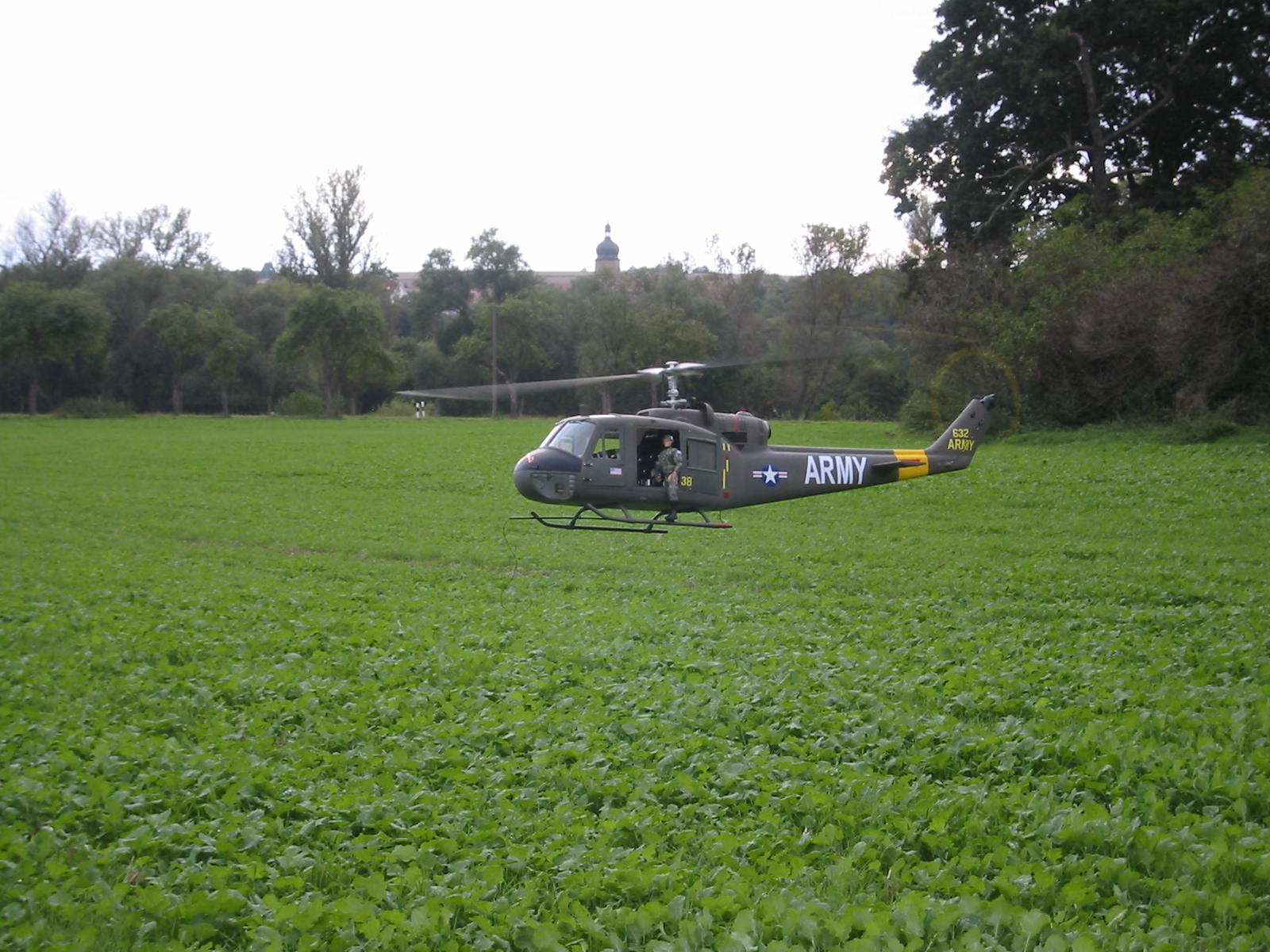 Bell-uh 004.jpg