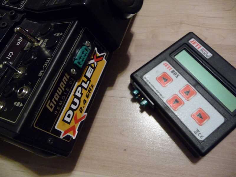 K800_Steckverbindung Sender_Jeti-Box.JPG