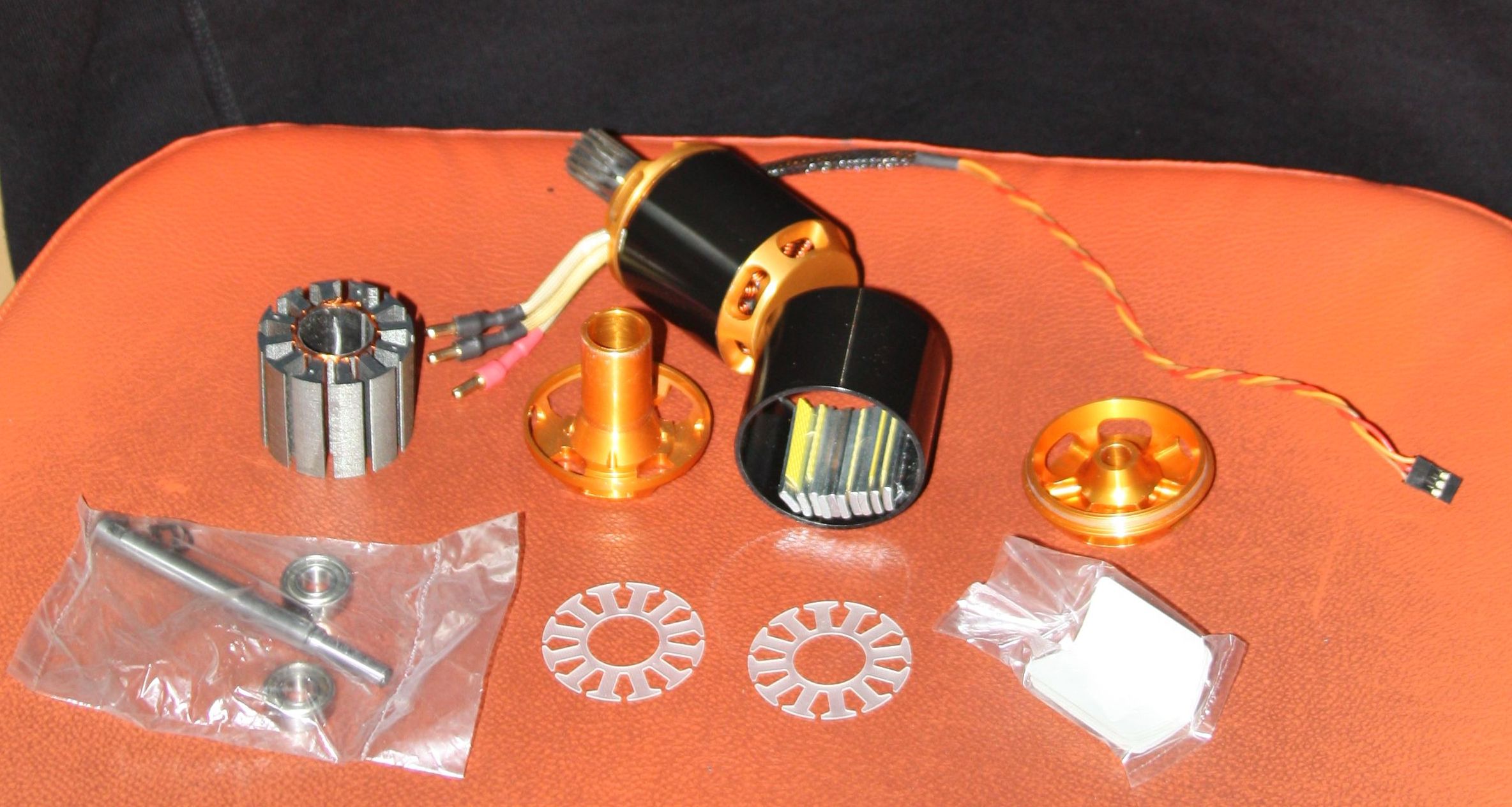 4235+4035-2.jpg