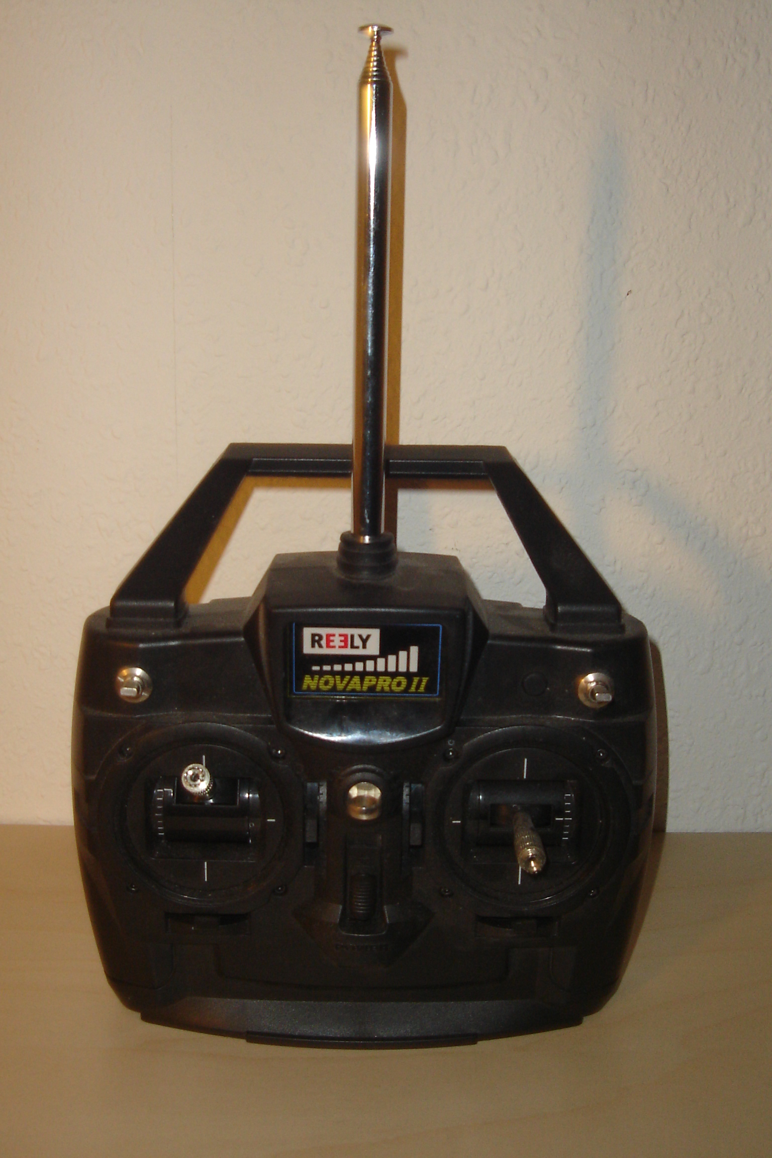 Reely NovaProII 40MHz