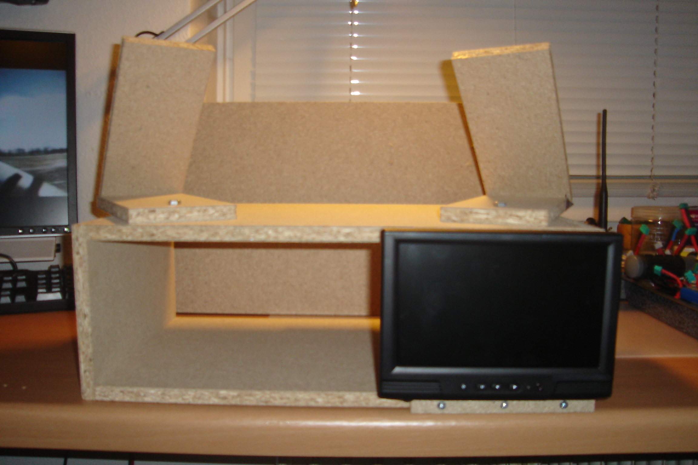 Hinten mit TFT für Zuschauer