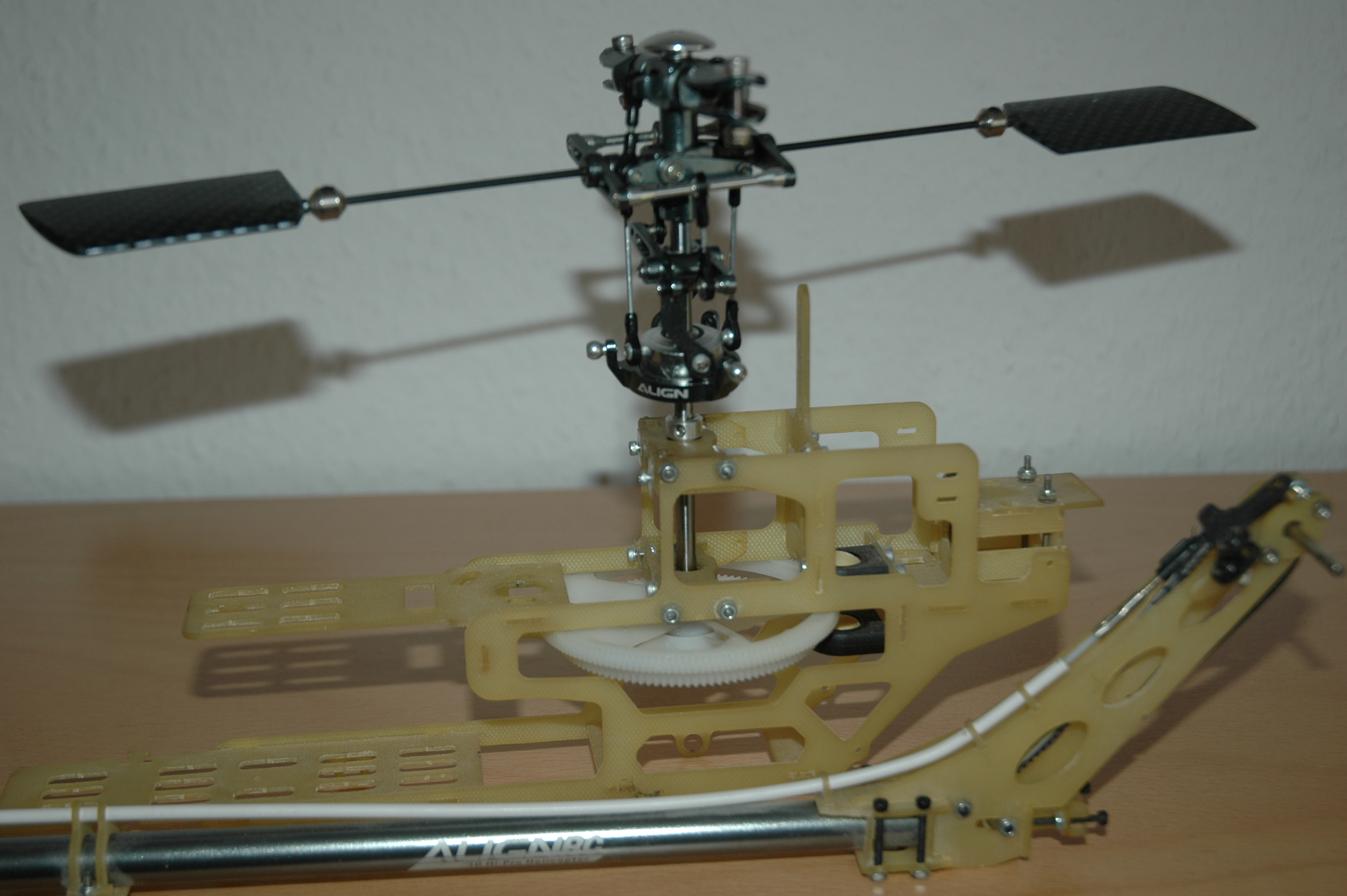 microhelis Chassis mit org.Align Alu-Rotokopf grau