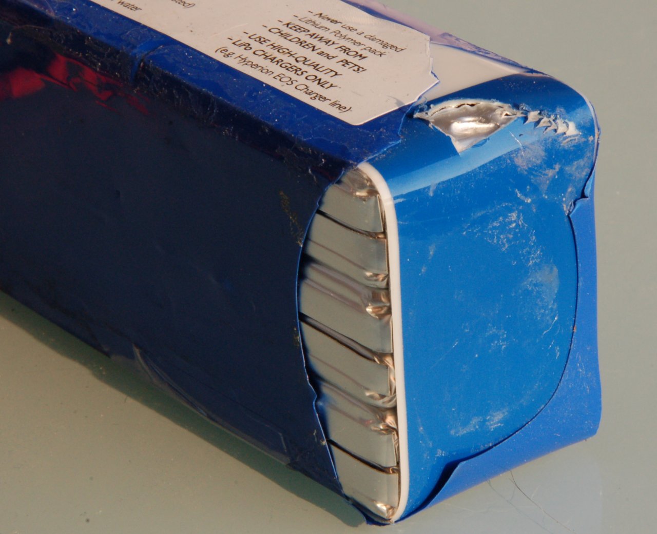 Hyperion_CX_6s_4000mAH_defekt_2.jpg