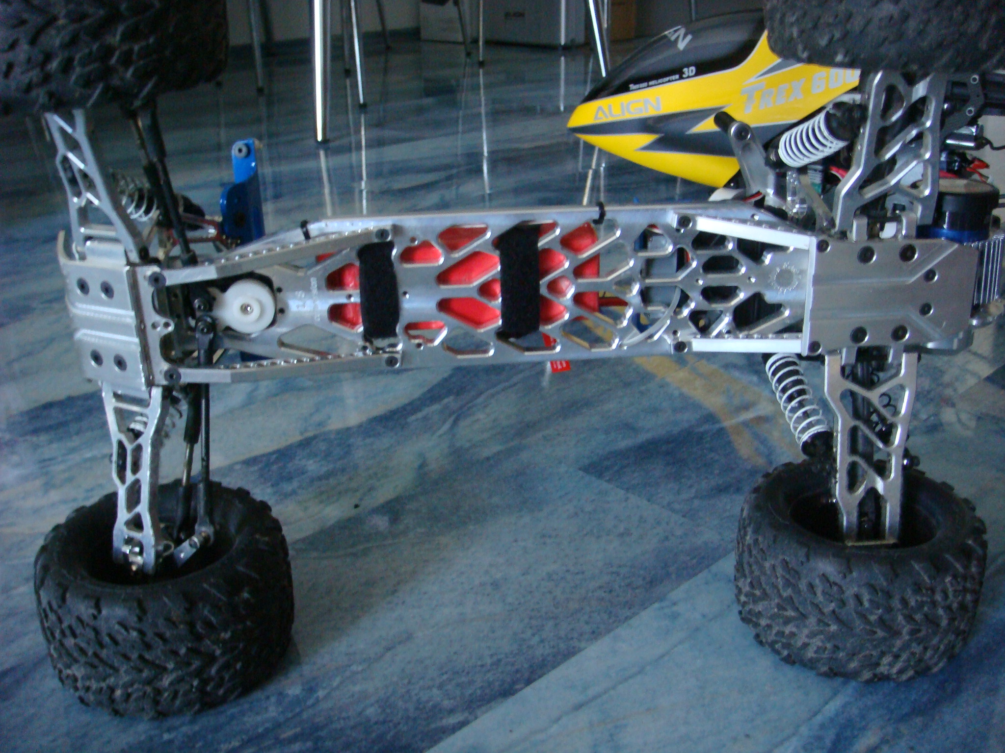 Und hier nochmal der &quot;nackte&quot; Stampede VXL