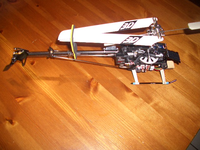 Heli rechts nackt.JPG