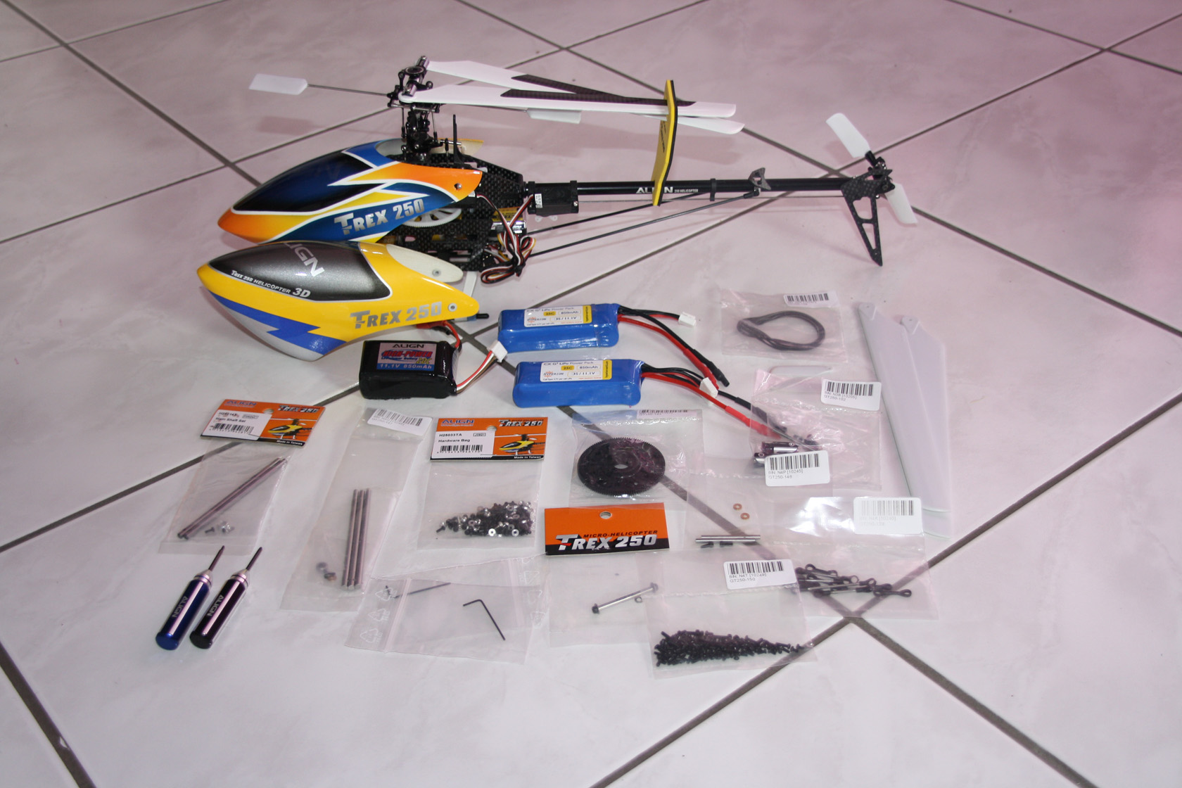 T-Rex 250 inkl. Zubehör