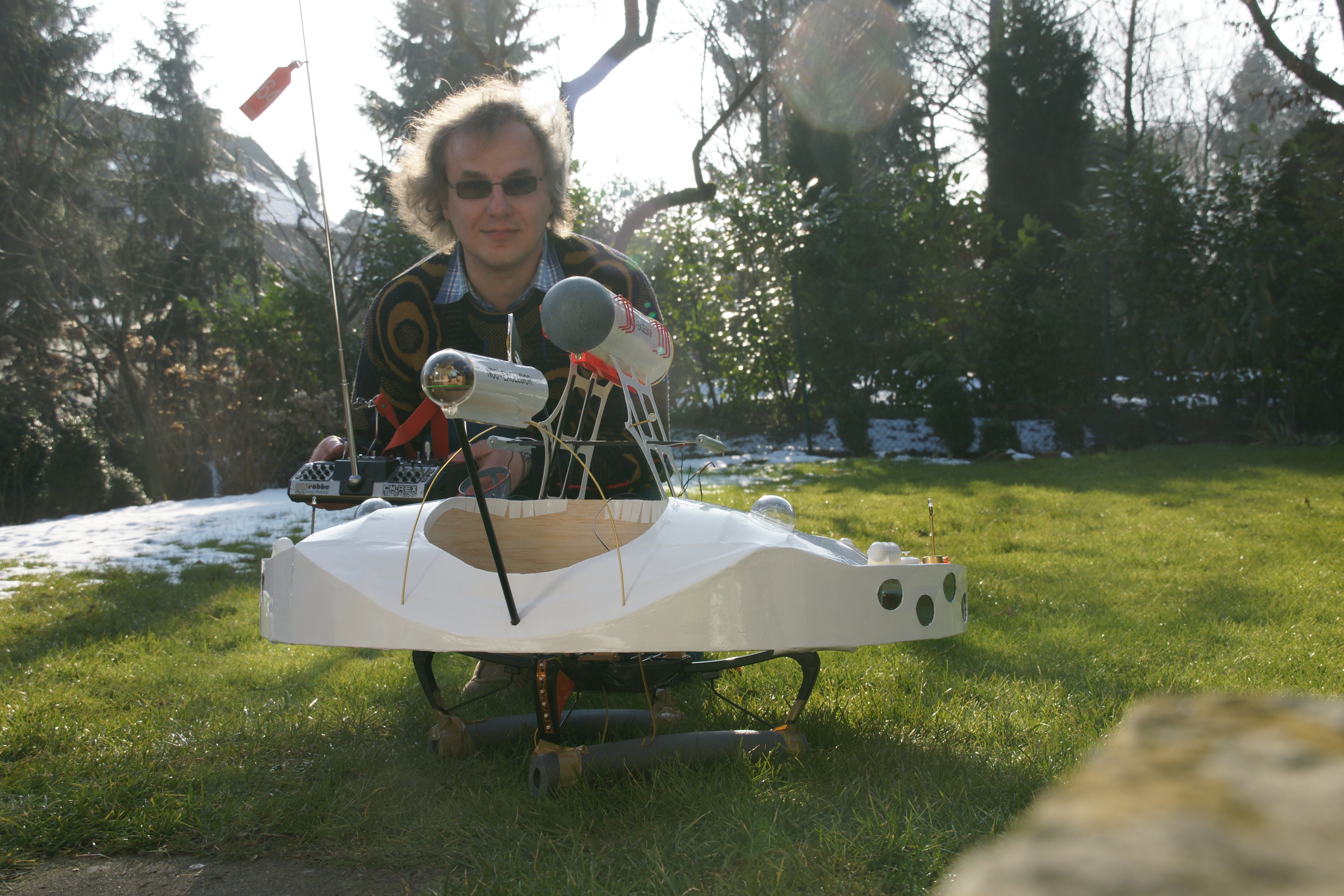 Der Pilot und sein Raumschiff