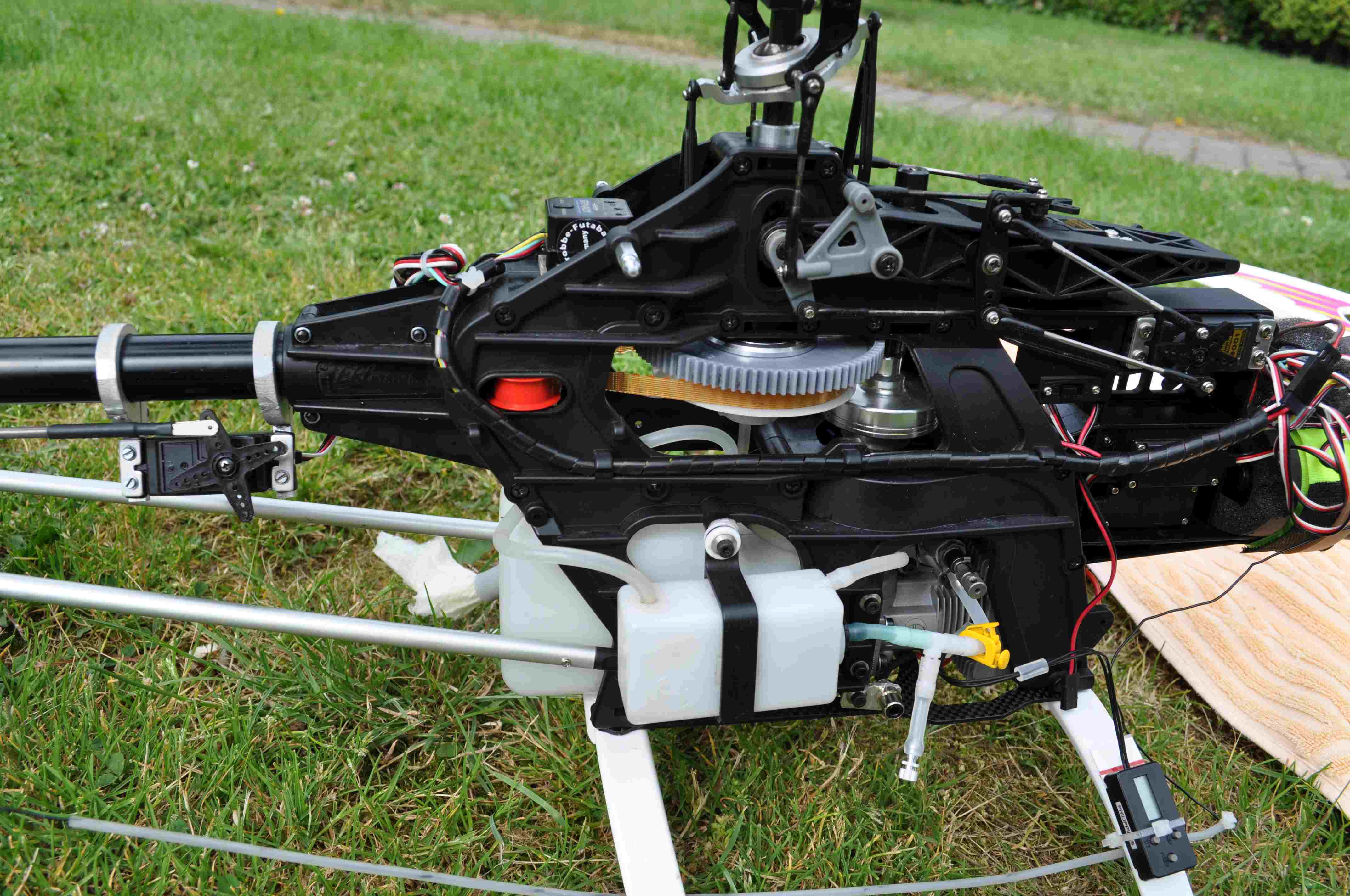 Raptor 50 V2 0186.JPG