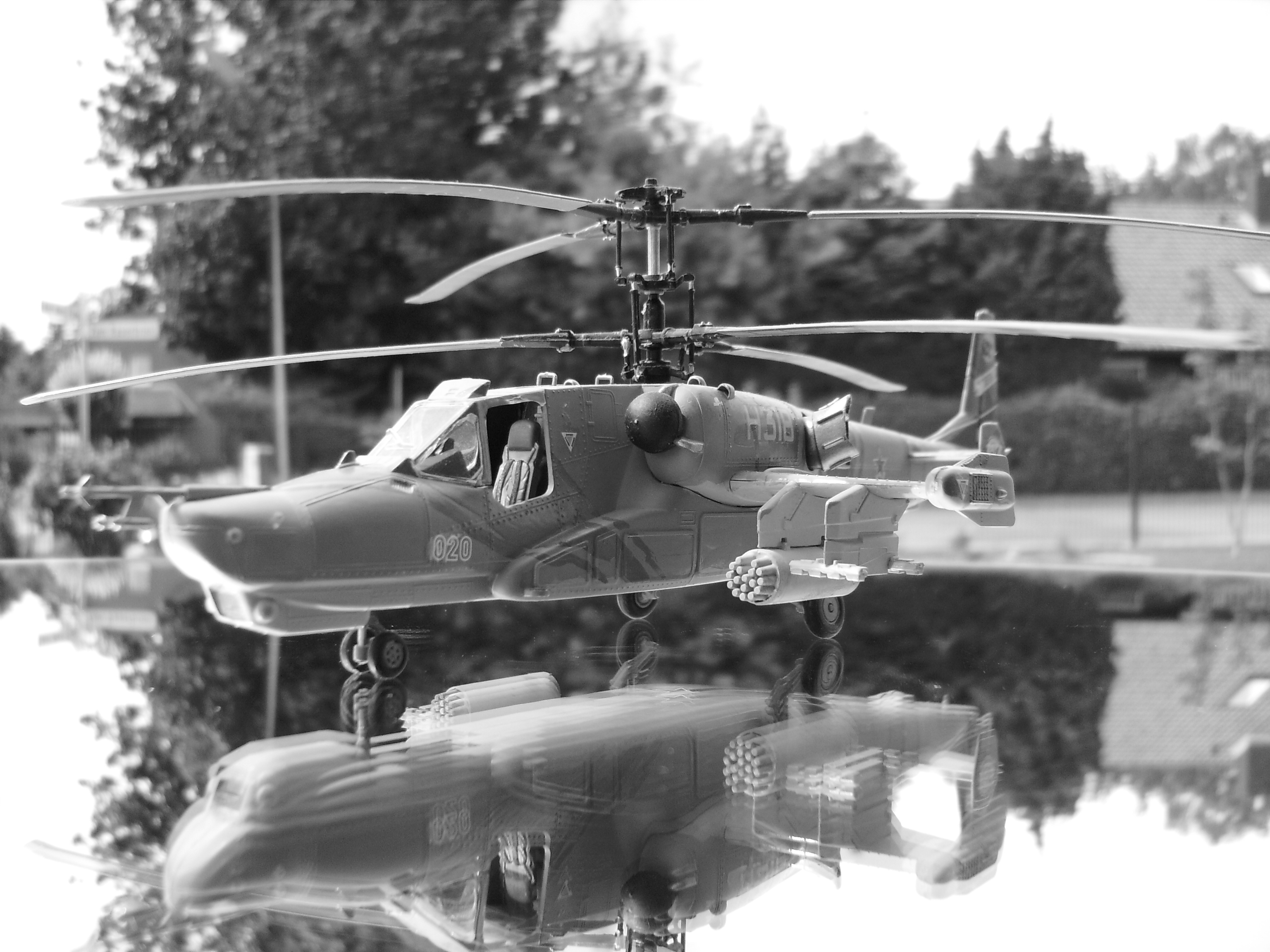 und hier ein KAMOV KA 50 HOKUM
