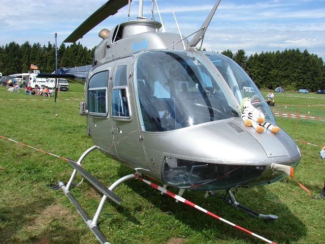 Bell 206 Retranger (Netter Pilot hat mir die Steuerung erklärt)