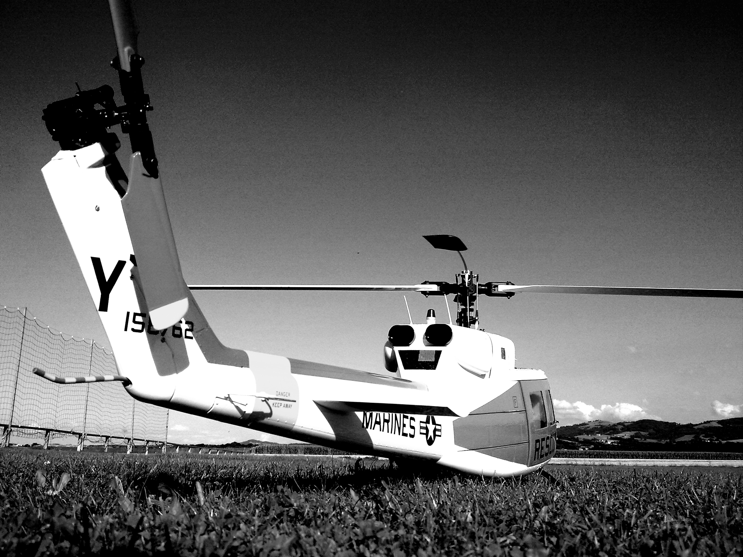 Bell 212 Modell mit benzin Motor