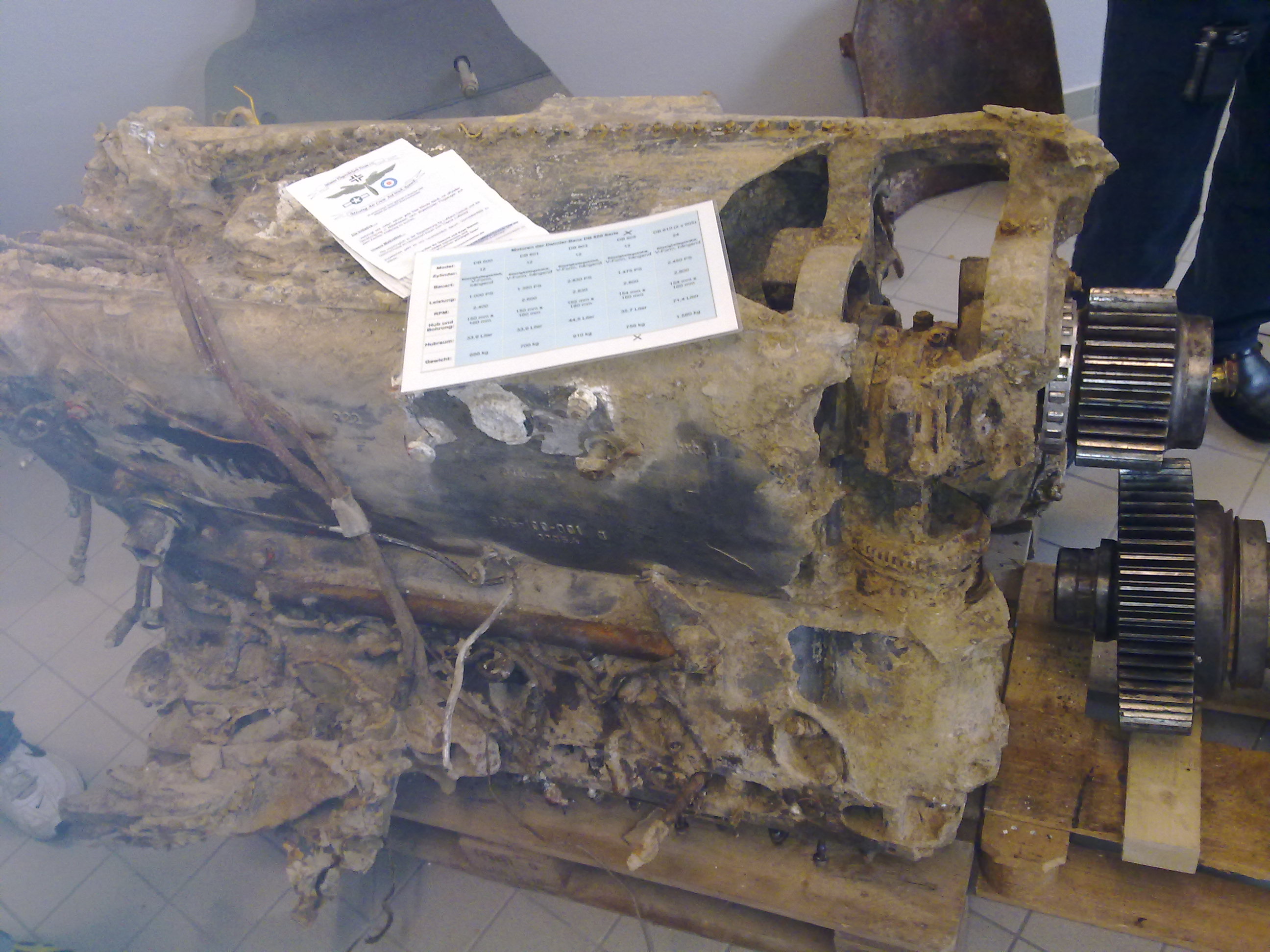 DB 605 Motor