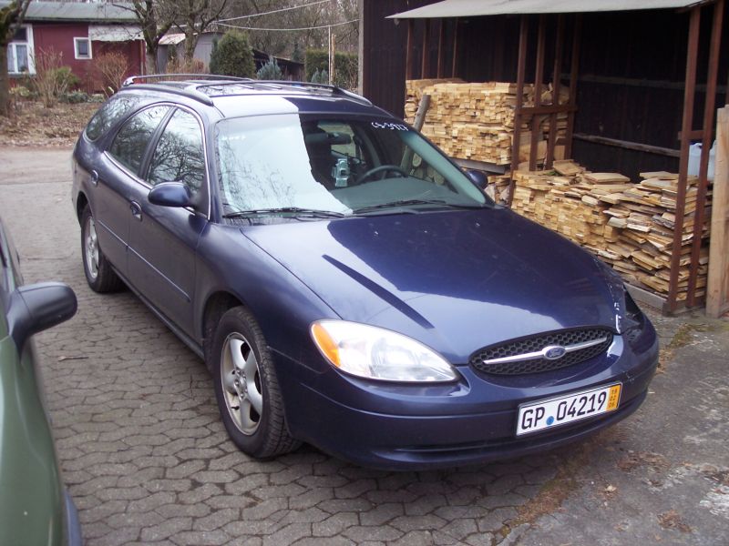 Der neue Kombi, da passt ne Menge rein :-D