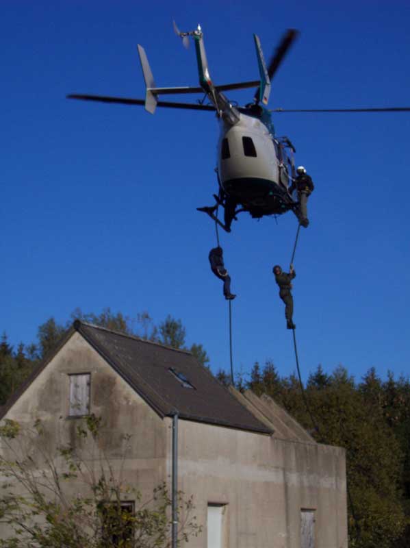 145_3.jpg