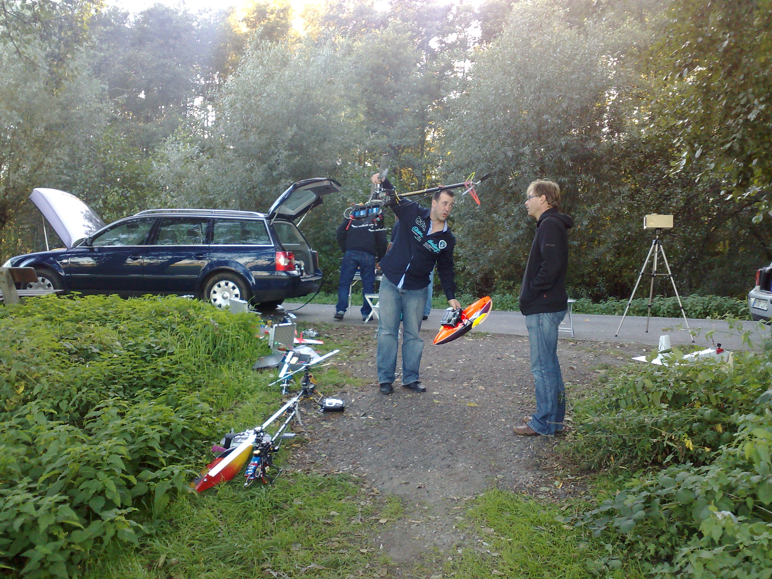 Kalle guck noch mal Ölstand bevor es los geht :-)