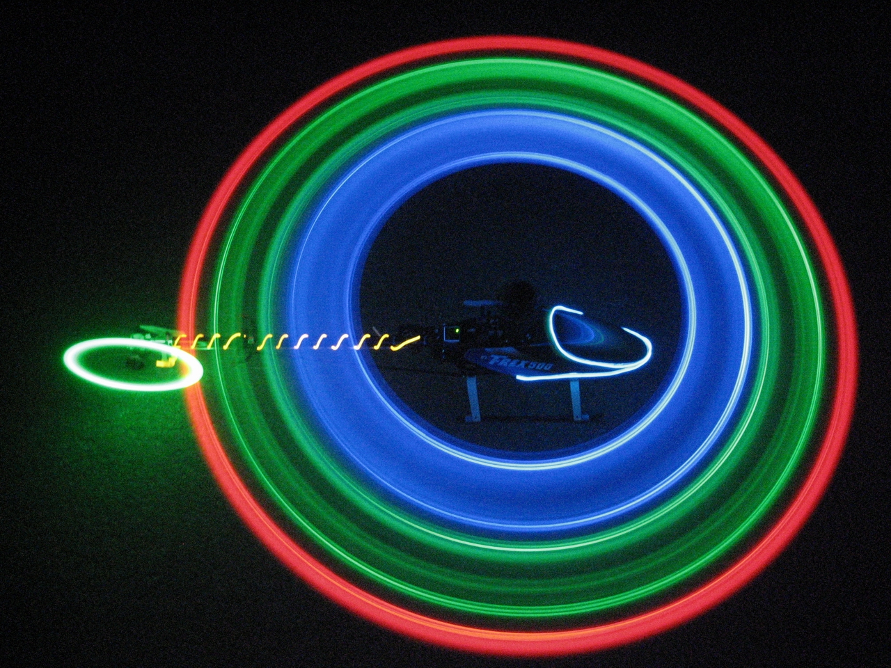 Night-Tailblades_05.JPG