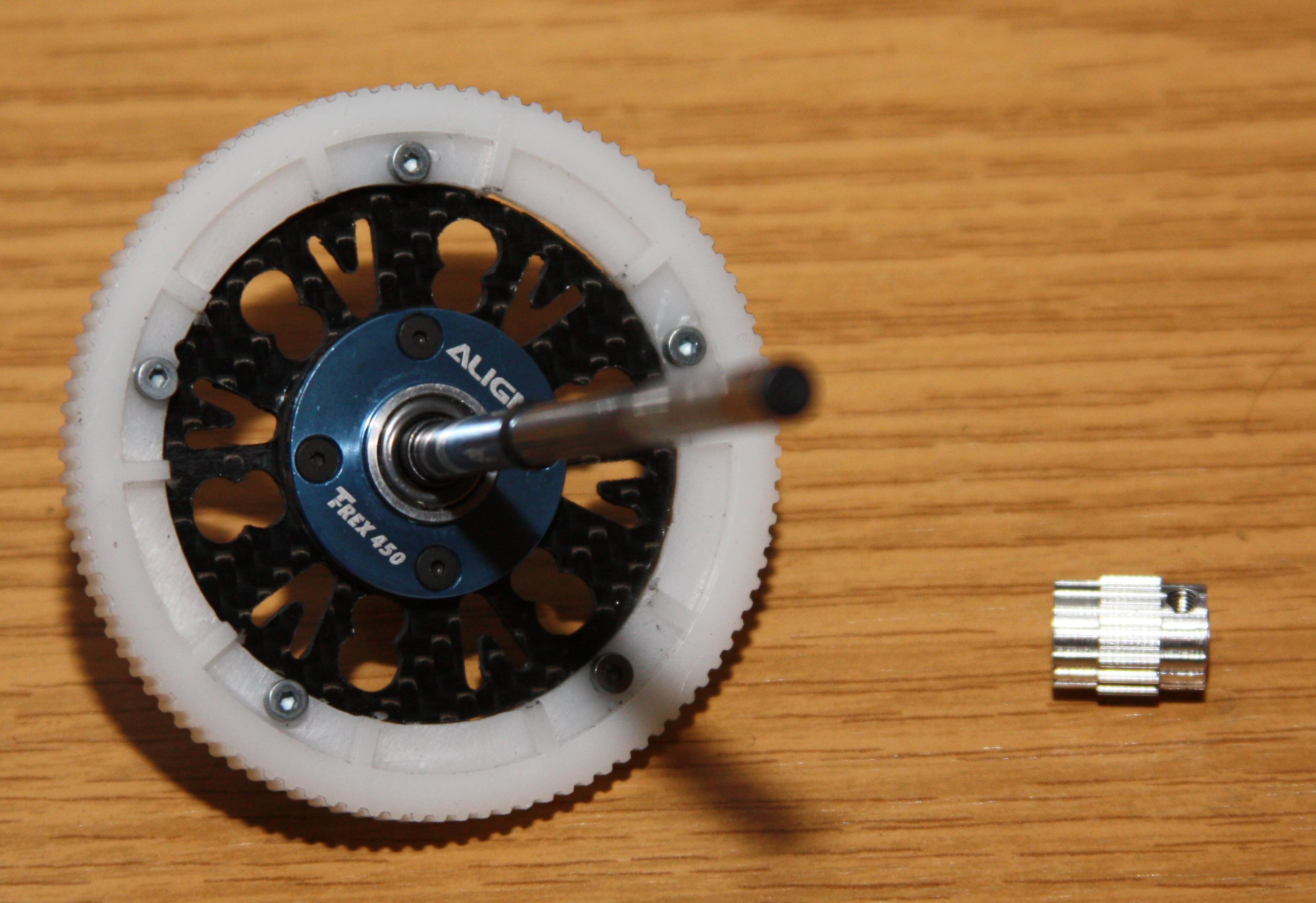 Oberseite und 17er Ritzel ohne Freilauf