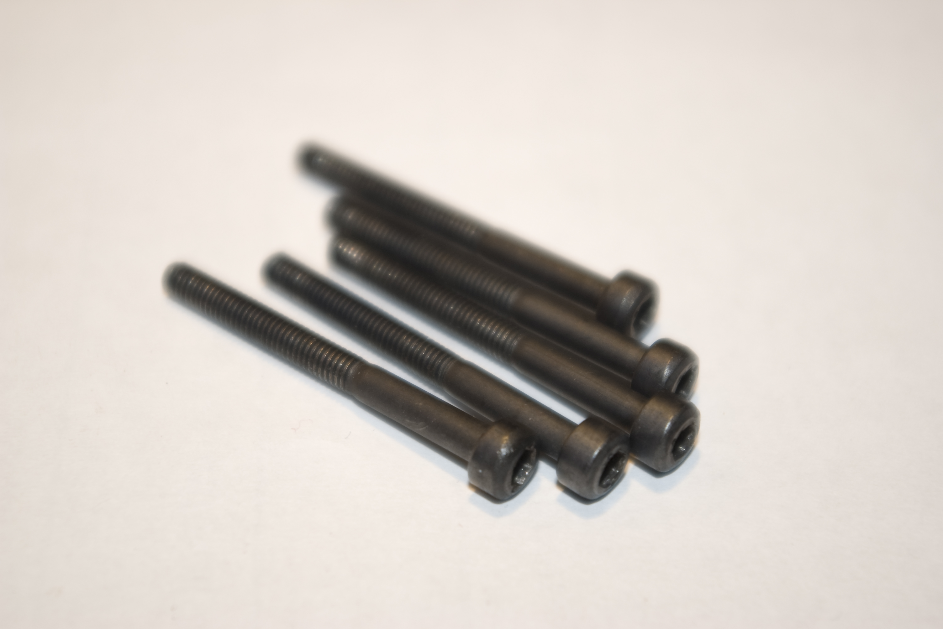 Mikado 5 Stück M3x30mm Schrauben für Heckgehäuse