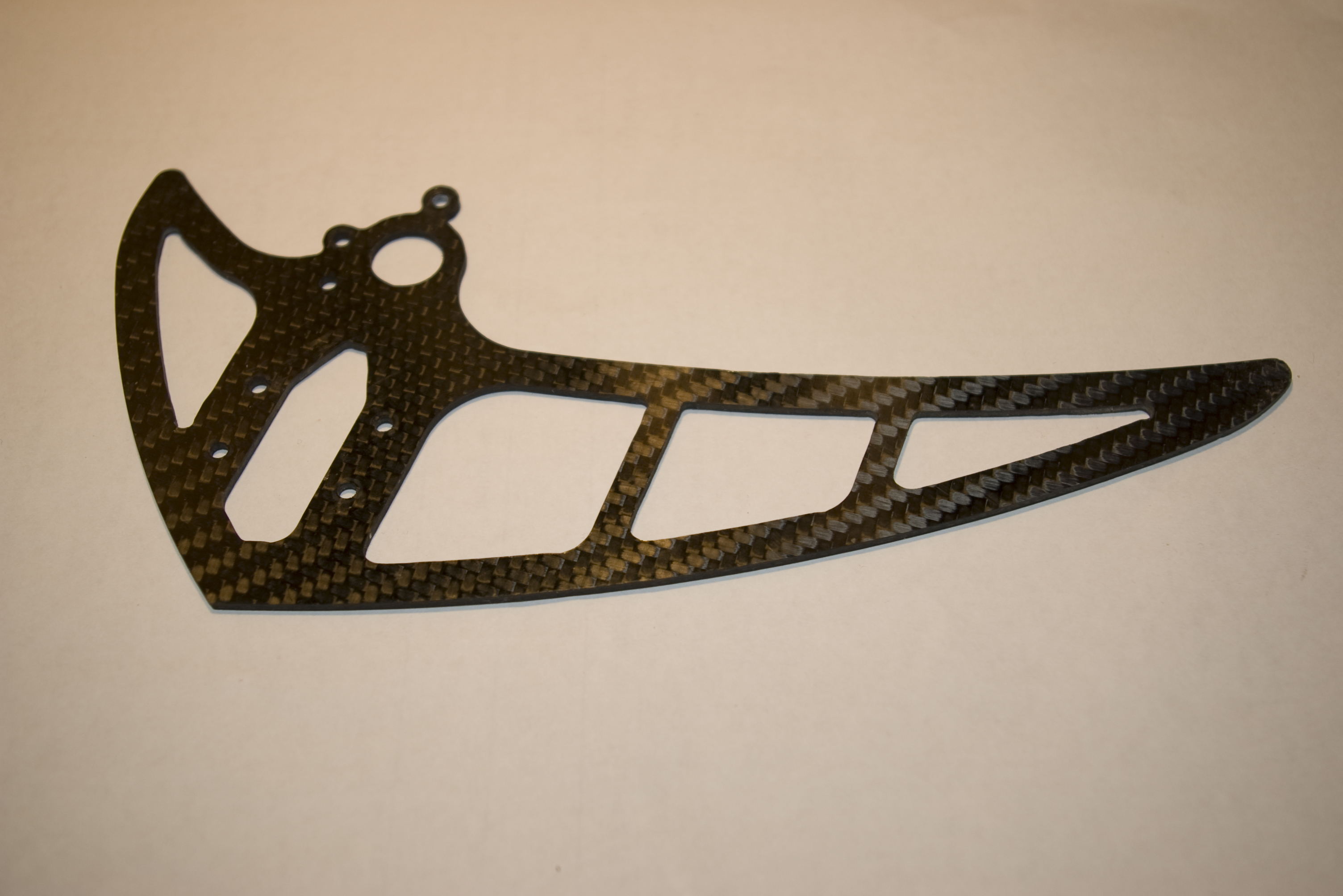 Mikado CFK Seitenleitwerk für 20mm Heckrohr (Artikel-Nr.: 04174)