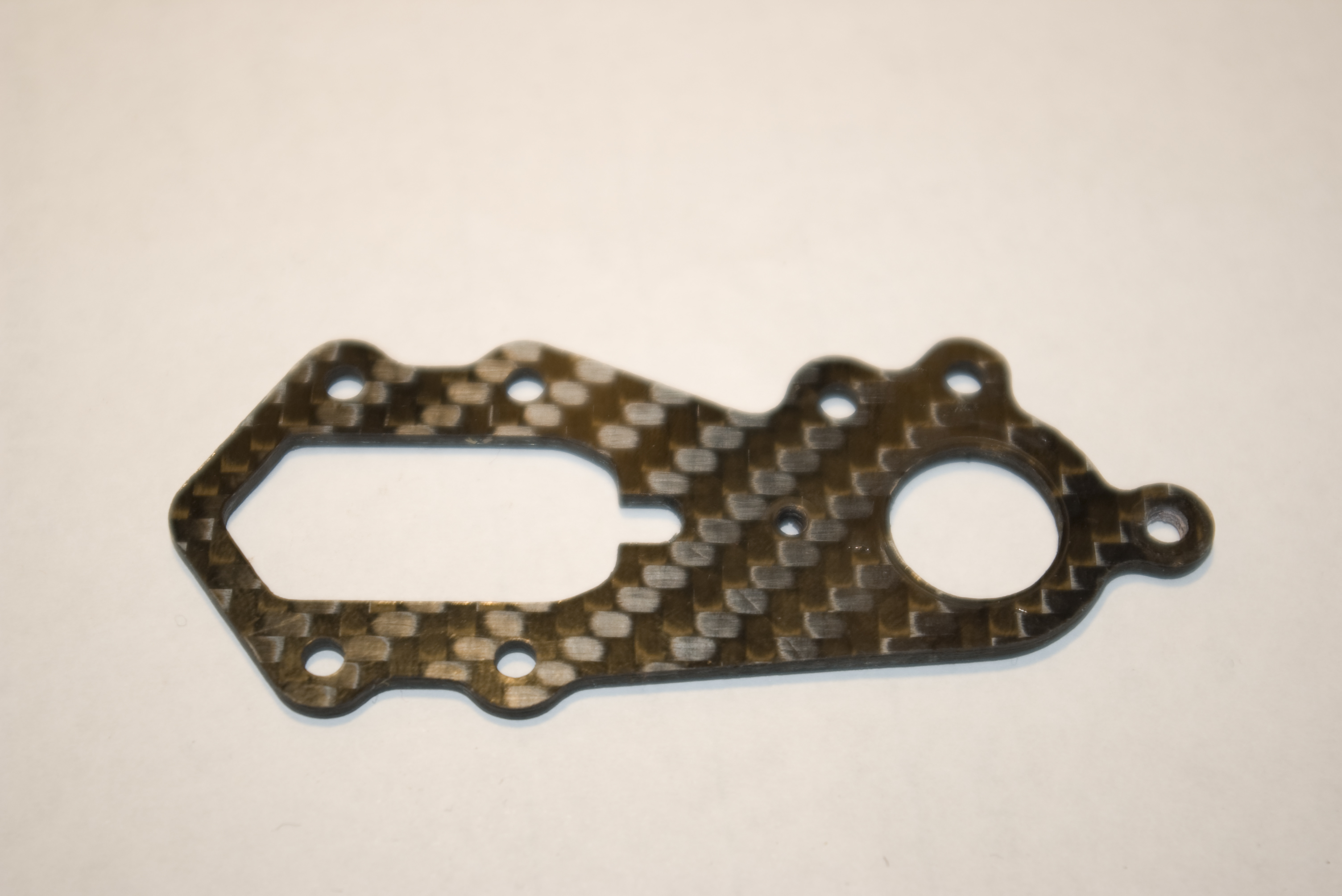 Mikado CFK Seitenteil Heckgetriebe für 20mm Heckrohr (Artikel-Nr.: 03078)