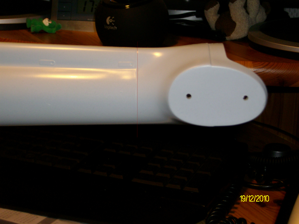 An der Stelle werde ich das Heck abtrennen und das von Jürgen gespiegelte Heck (steht noch an) einlaminieren