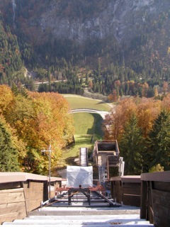 Flugschanze im Sommer.jpg