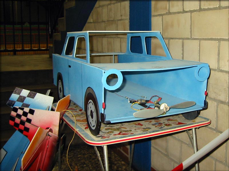 Bochum-Trabbi-1.jpg